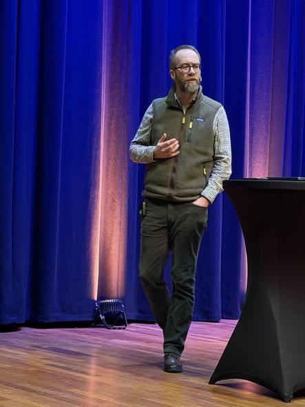 Artikkelbilde til artikkelen "Kunsten å moralisere" var tema 26.01.2026